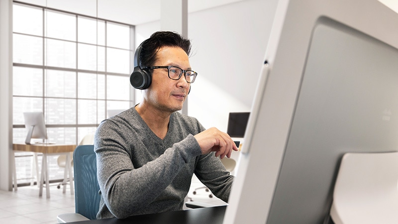 Develop customized, long-term learning roadmaps aligned with your business objectives